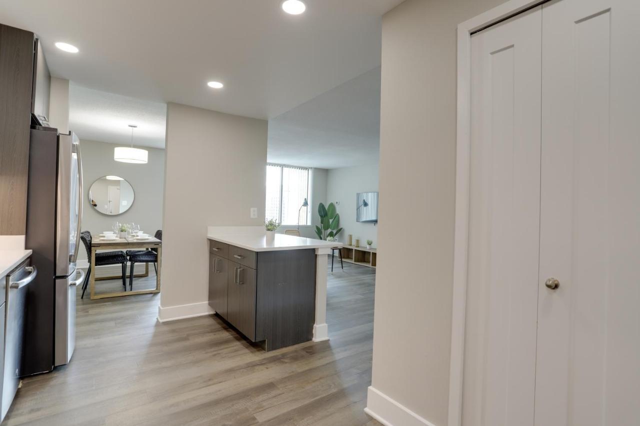 Elegant With Gym Access At Crystal *