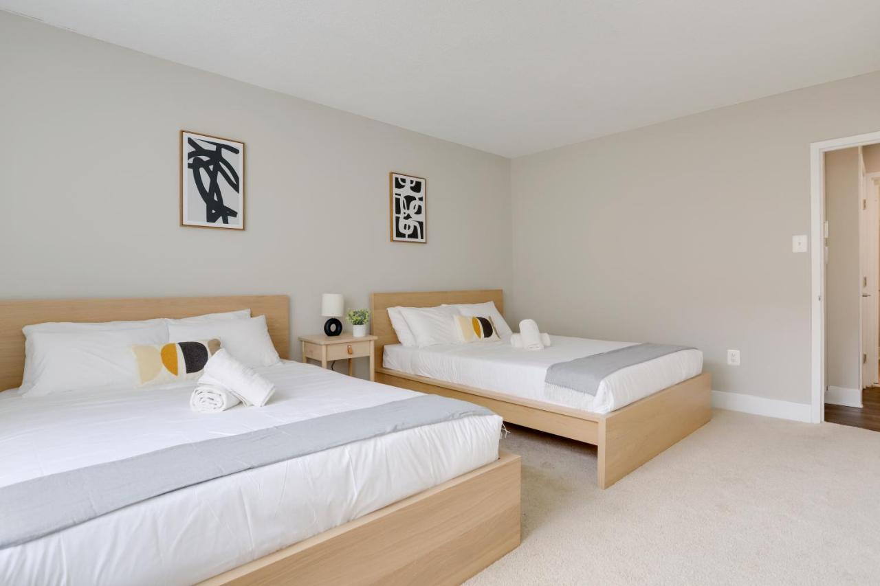 Elegant With Gym Access At Crystal *